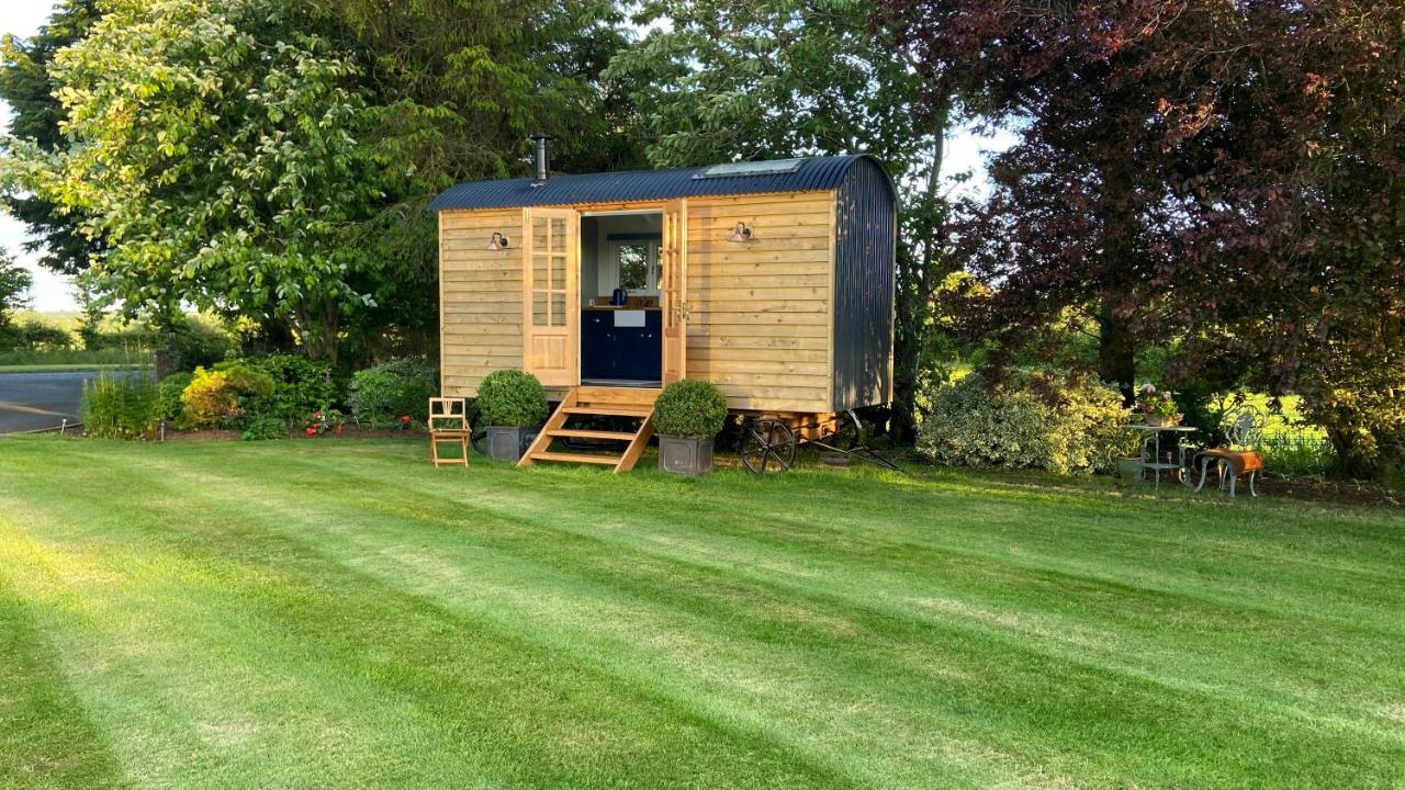 Bannfield Shepherds Hut Ballymoney Eksteriør bilde